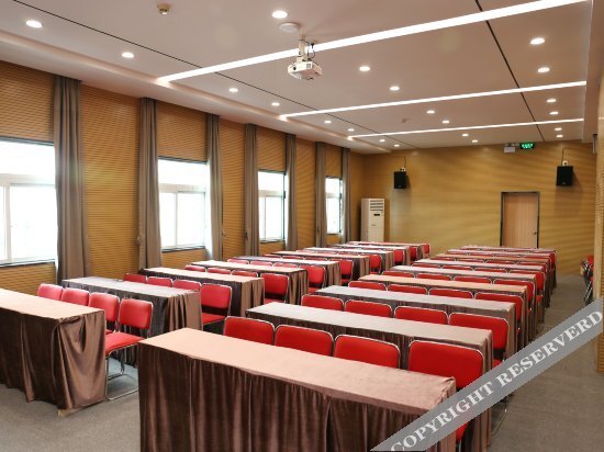 Дунгуань: Bafeiberg Hotel Dongguan Tangxia Vanke Branch