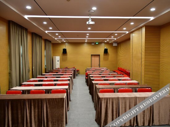 Дунгуань: Bafeiberg Hotel Dongguan Tangxia Vanke Branch