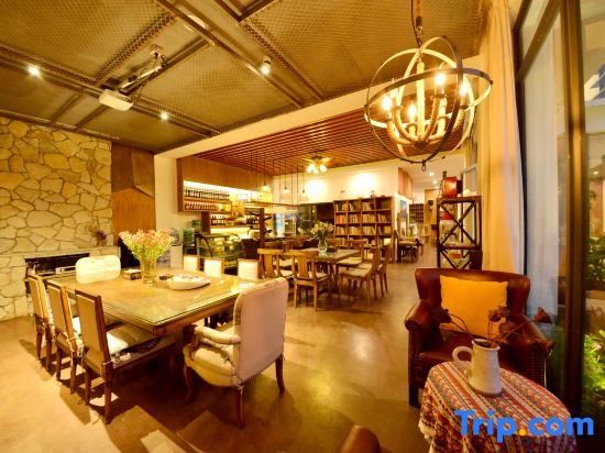 Дали: Tai Lee Yuntu Seascape Resort Inn (Ma Jiu Yi Village Branch)