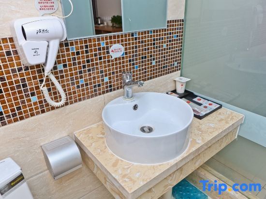 Тяньцзинь: Thank Inn Plus Hotel Tianjin Dongli District Xunhai Road