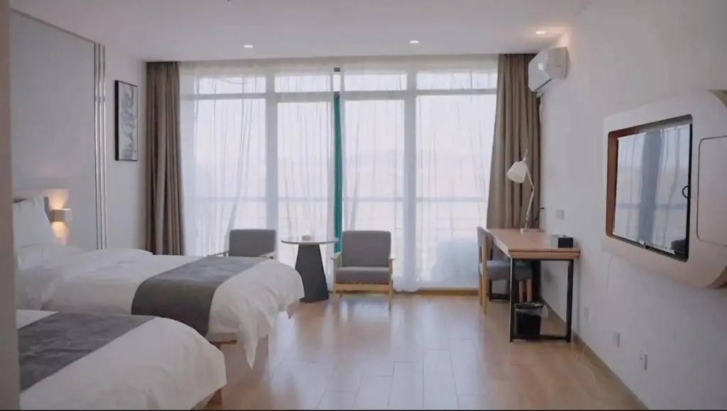 Нанкин: Songshan Lake Ecological Hotel (Nanjing Xianlin University Town)