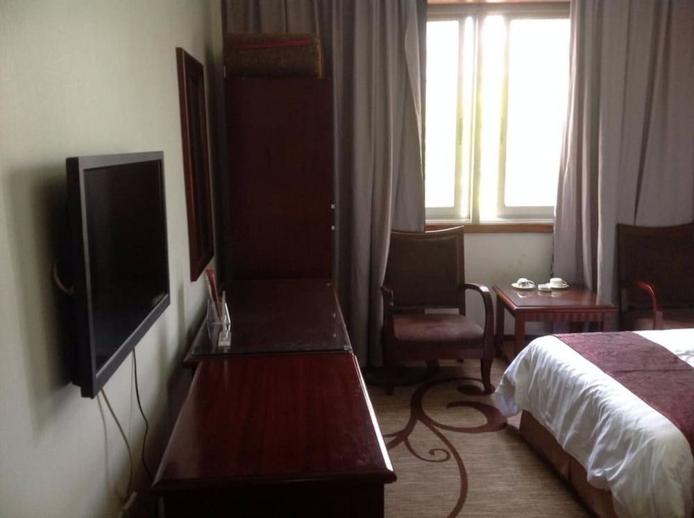 Иу: Aoyue Hotel Yiwu