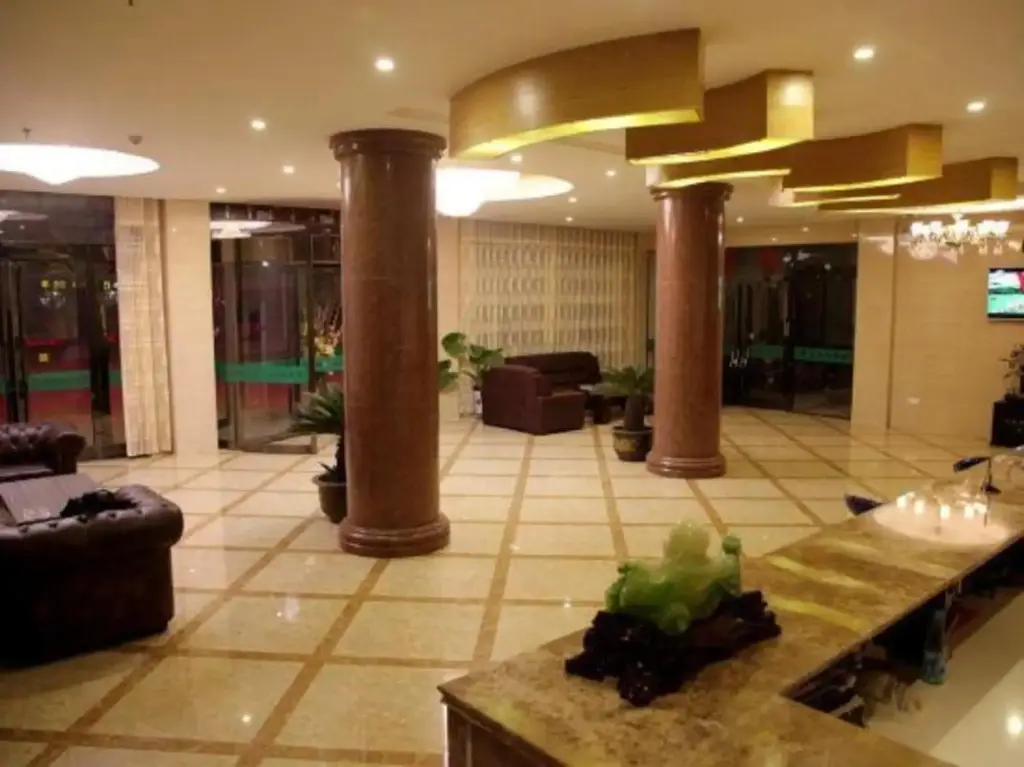 Цзяочжоу: Gelin Yuyuan Hotel