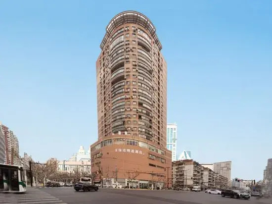 Шанхай: Sushi Select Hotel (Caoyang Road Subway Station)