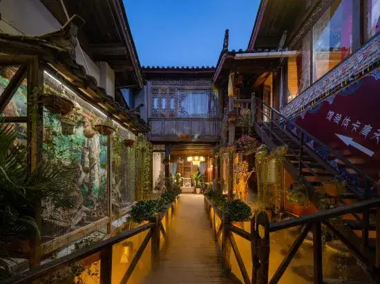 Lijiang Jinli Chinese Courtyard Inn — фото 1