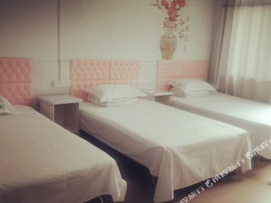 Яншо: Yangshuo Xinlong Hotel (Songcheng Qiangu Scenery Area Shop)