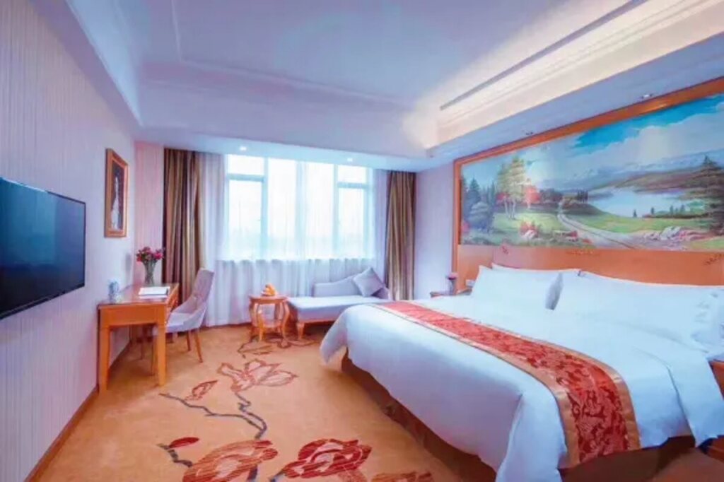 Шэньчжэнь: Vienna Hotel Shenzhen Longgang Ainan Road Branch