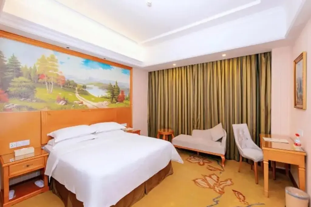 Шэньчжэнь: Vienna Hotel Shenzhen Longgang Ainan Road Branch