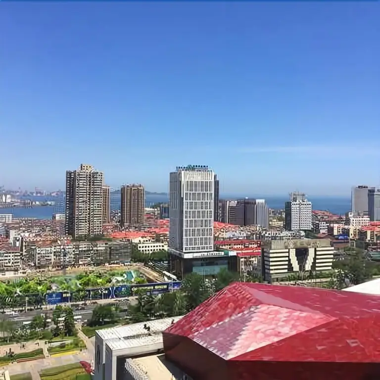 Яньтай: Parallel World Sea-view Hotel