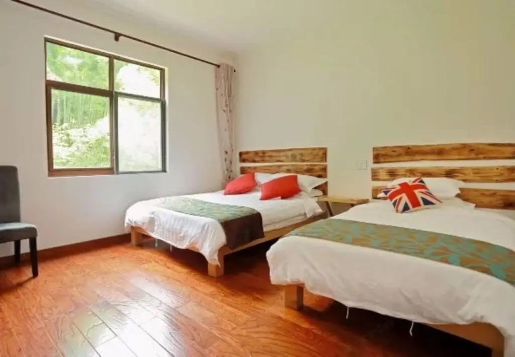 Хучжоу: Moganshan Youjing House