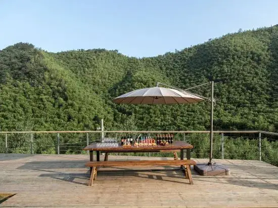 Хучжоу: Moganshan Weichi Linqi Valley Yin Resort Hotel