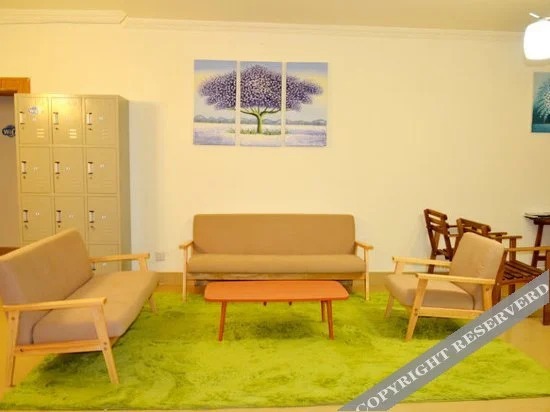 Чэнду: Aixin Youth Hostel