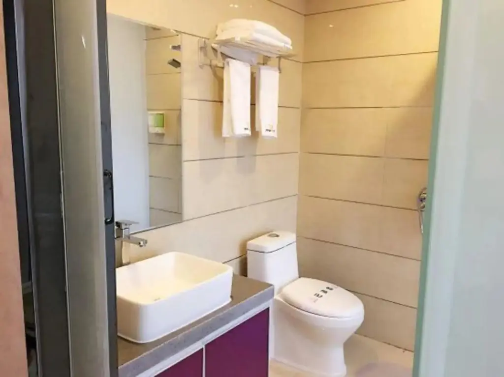 Сяньнин: Weisi Haoting Hotel