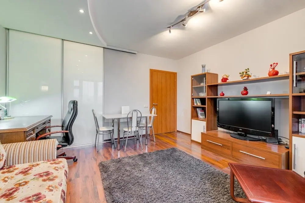 Москва: Simply Comfort - Spacious Apartment 10 min to Metro