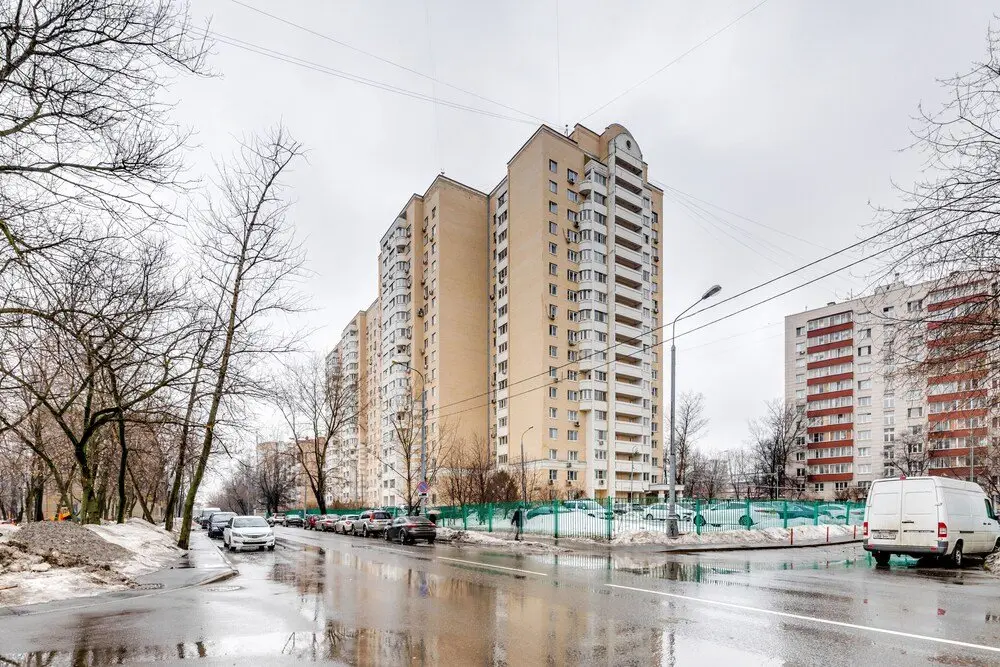 Москва: Simply Comfort - Spacious Apartment 10 min to Metro