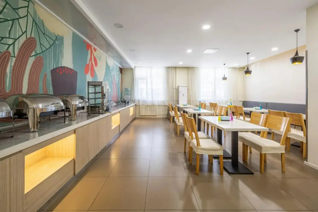 Лаиву: Hanting Hotel (Laiwu Fengcheng West Street)