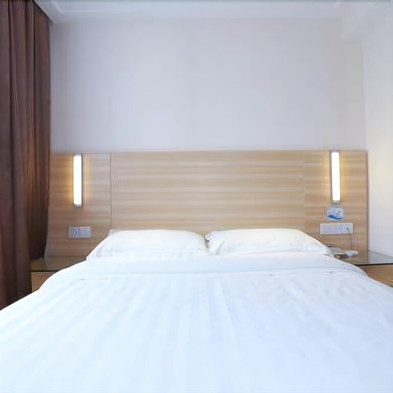 Гуанчжоу: Guangwan Hotel (Guangzhou Yongqingfang Zhongshan Ba Road Subway Station Branch)