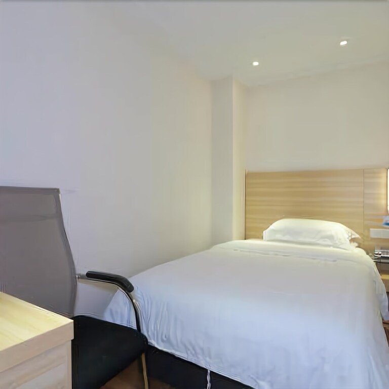 Гуанчжоу: Guangwan Hotel (Guangzhou Yongqingfang Zhongshan Ba Road Subway Station Branch)