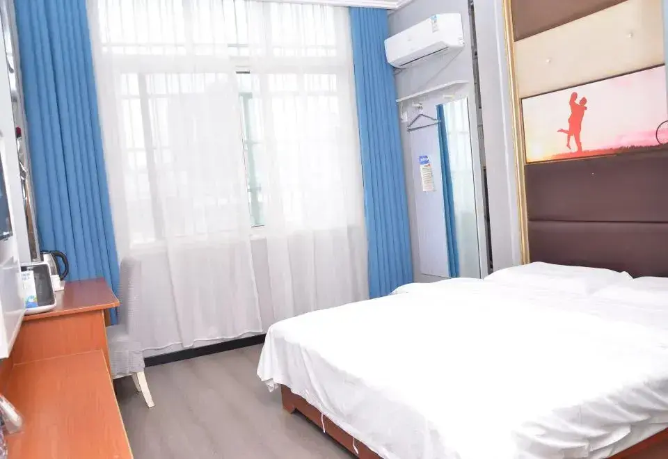Хуанган: Jasmine Bloom INN Chain Hotel (Xishui)