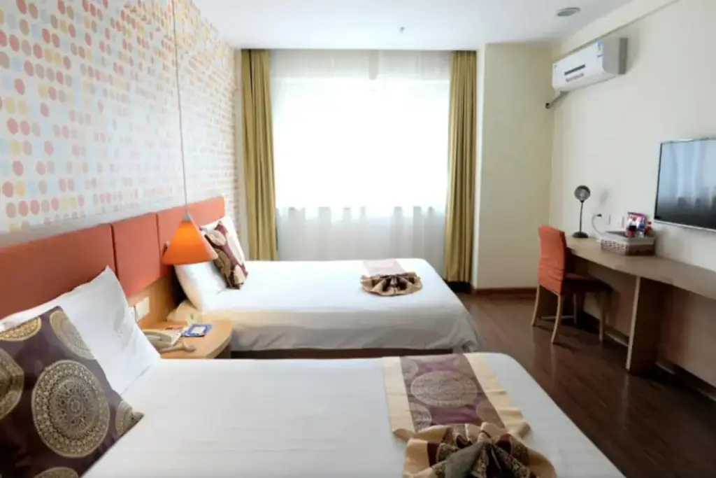 Цзилинь: Home Inn Jilin Century Plaza Huashan Road