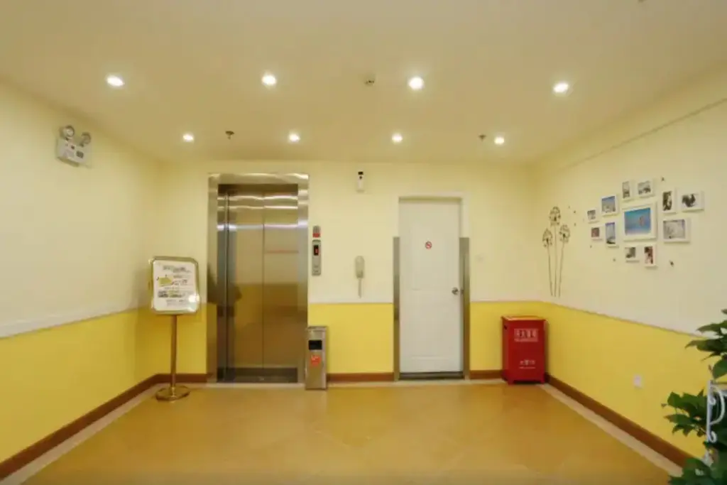 Цзилинь: Home Inn Jilin Century Plaza Huashan Road