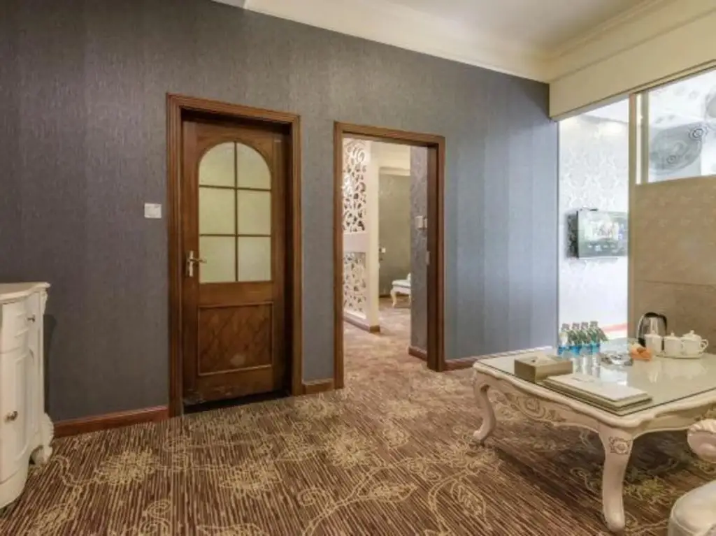 Чэнду: Dongting Garden Hotel