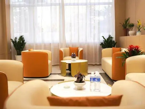 Вэйхай: Yujia Hotel (Rongcheng Sakura Lake Sports Park)
