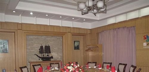 Хецзе: Heze Heping Hotel