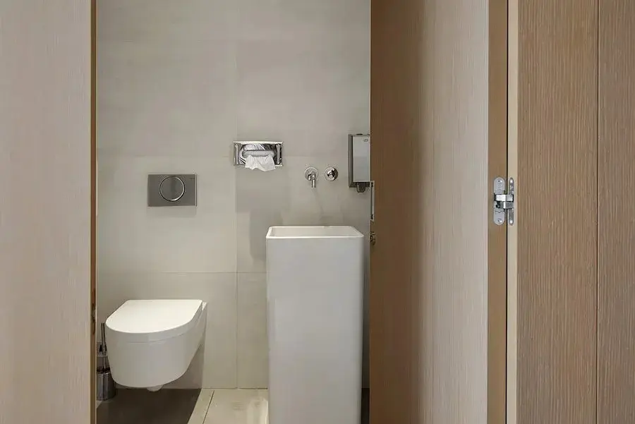 Москва: Workstation Capsule Hotel