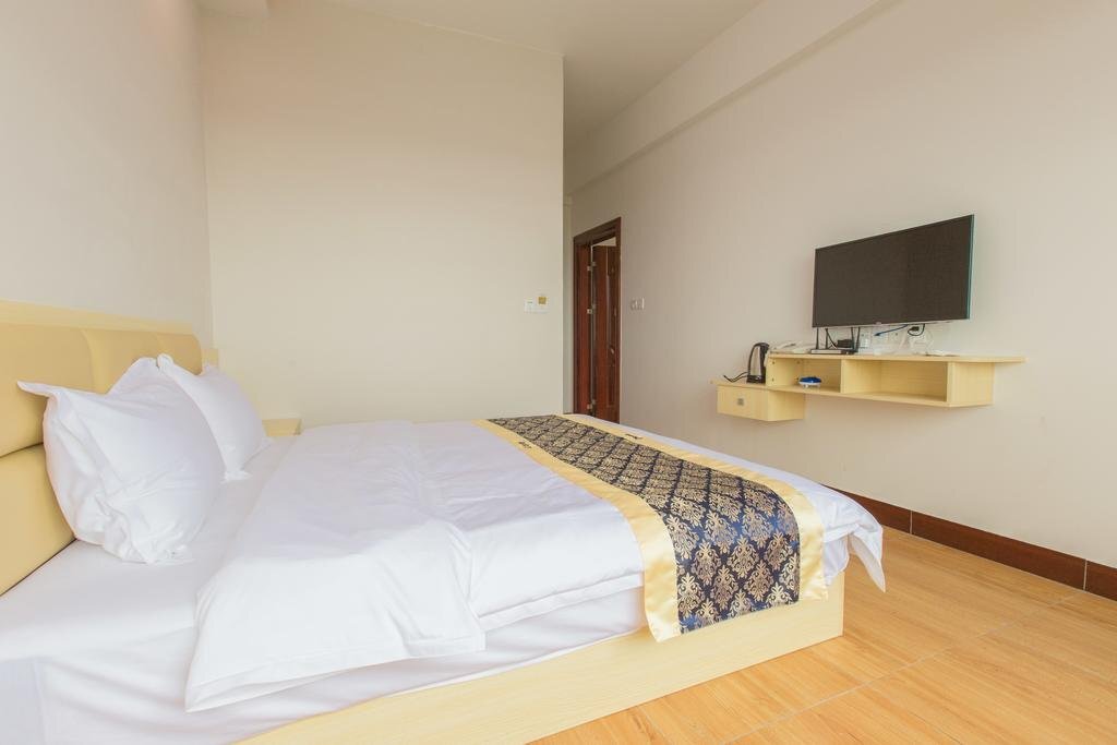 Чжухай: Zhuhai Twenty Four Hours Traders Hotel