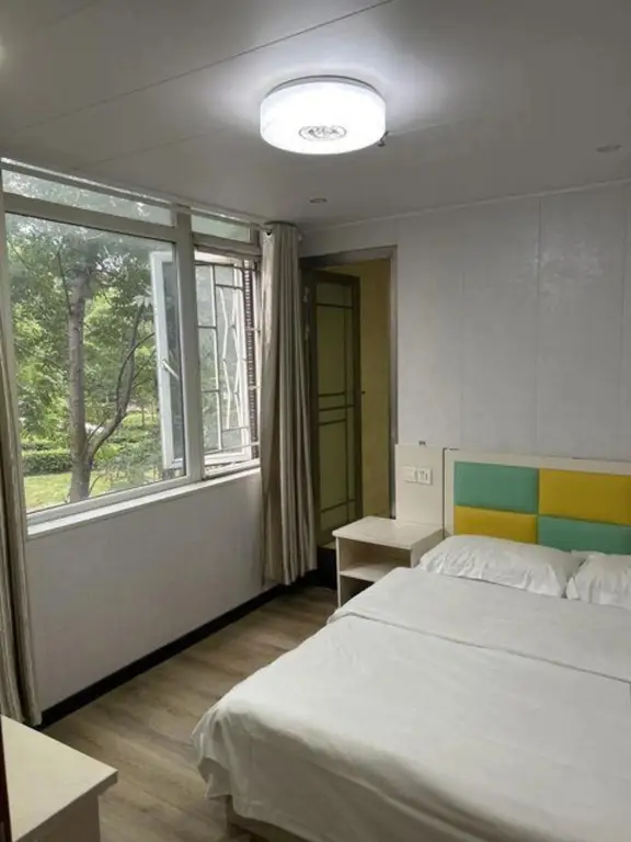 Ухань: Jiayuan Business Hotel (Wuhan University of Science and Technology Huangjiahu Campus )
