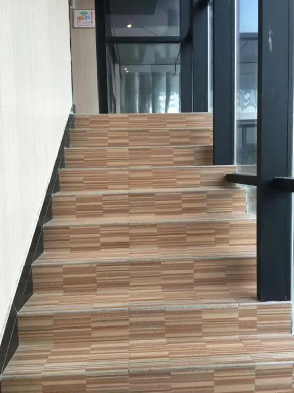 Ухань: Jiayuan Business Hotel (Wuhan University of Science and Technology Huangjiahu Campus )
