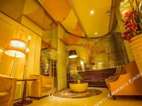 Zhenping Penghui Hotel (Old Station) — фото 1