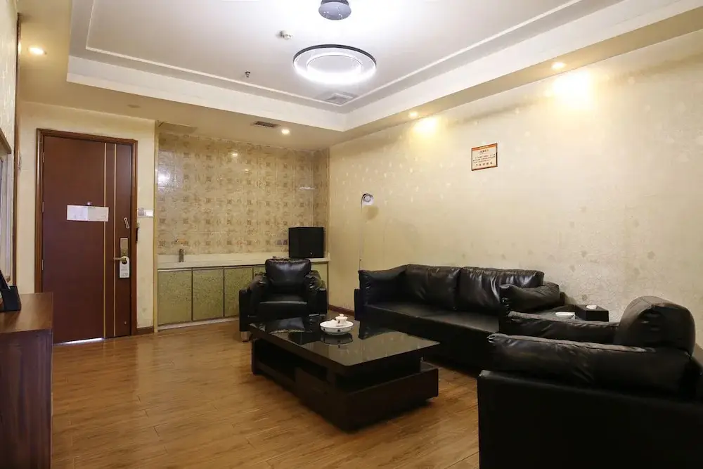 Гуанчжоу: Guangzhou Helong Hotel