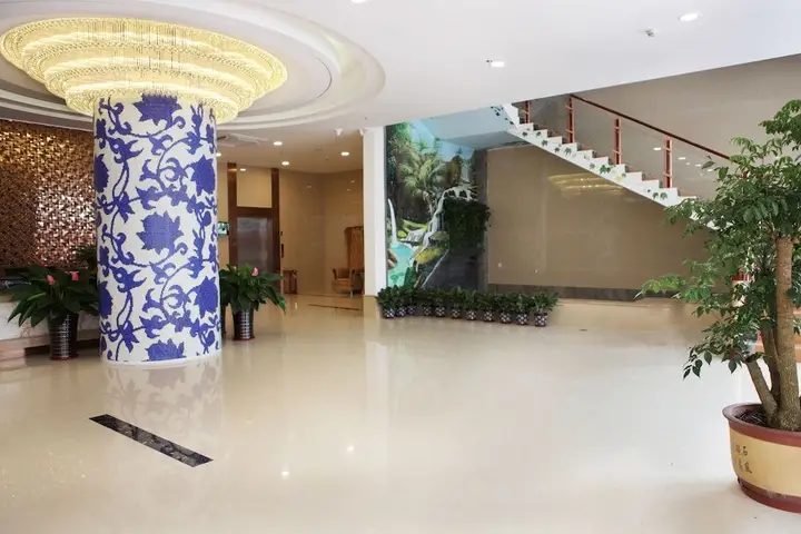 Гуанчжоу: Guangzhou Helong Hotel