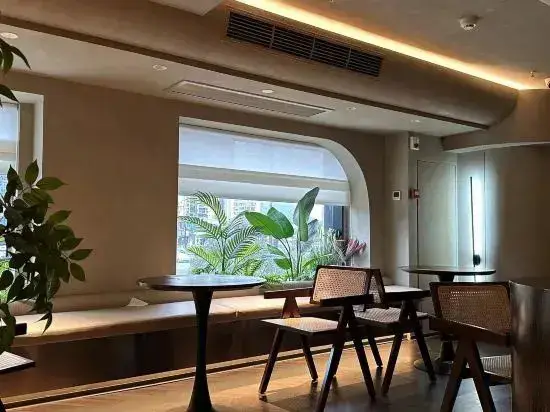 Тайчжоу: Jinghe Business Hotel