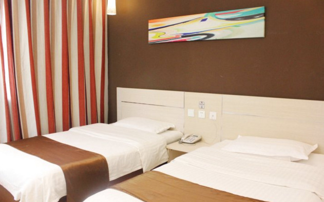 Вэйхай: Thank Inn Hotel Shandong Weihai Bus Station