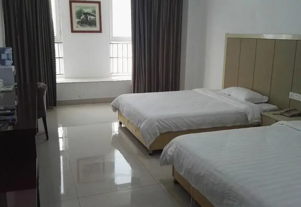 Лиаоченг: Jinyan Hotel