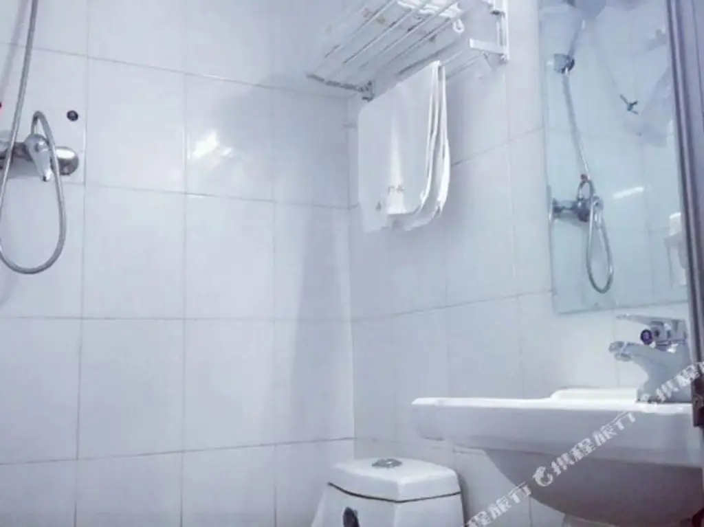 Пекин: Longfashun Boutique Hotel (Shibalidian Laojuntang Park)