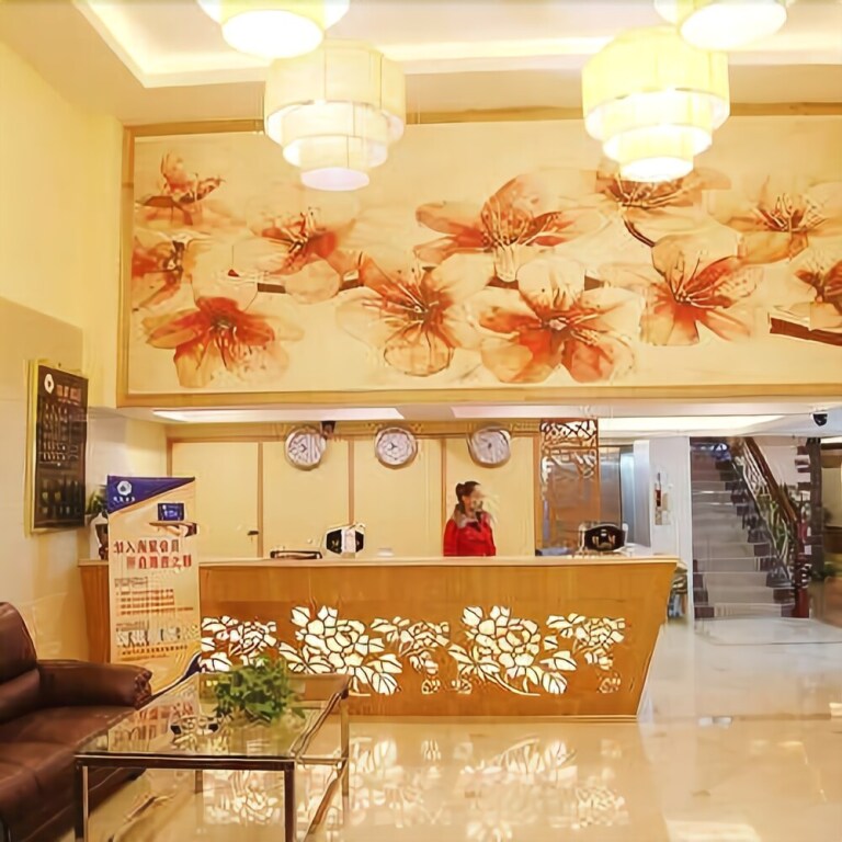 Циндао: Starway Hotel Qingdao Middle Xianggang Road
