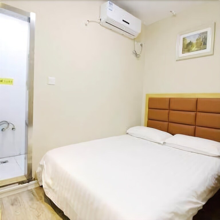 Циндао: Starway Hotel Qingdao Middle Xianggang Road
