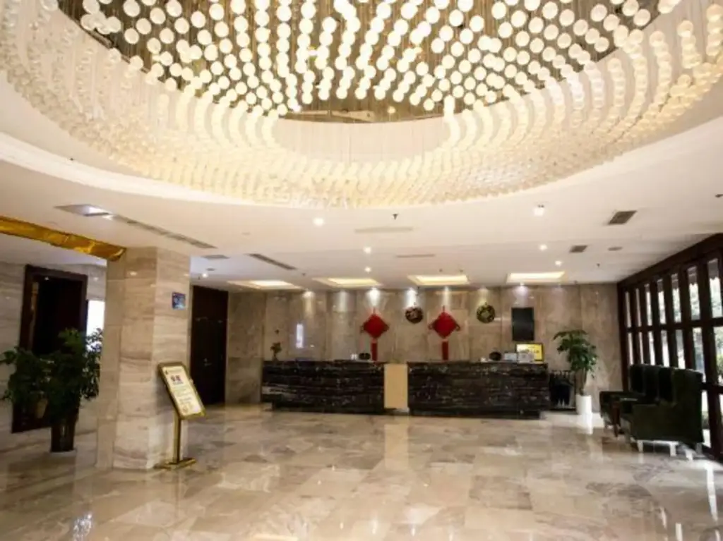 Мяньян: Kaimeiju Four Seasons Scenic Hotel (Mianyang High-Speed Railway Station)