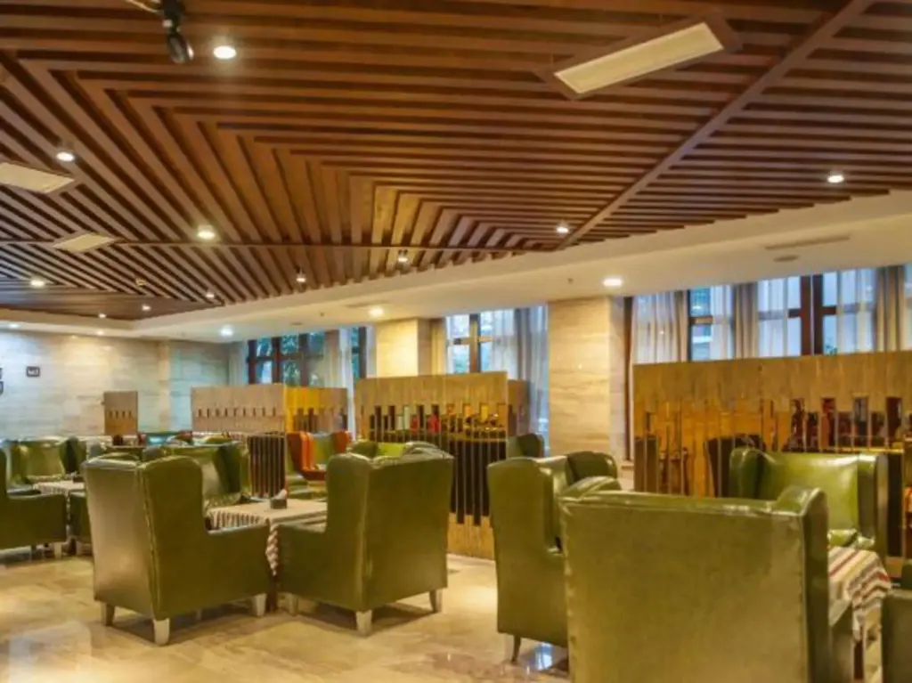 Мяньян: Kaimeiju Four Seasons Scenic Hotel (Mianyang High-Speed Railway Station)