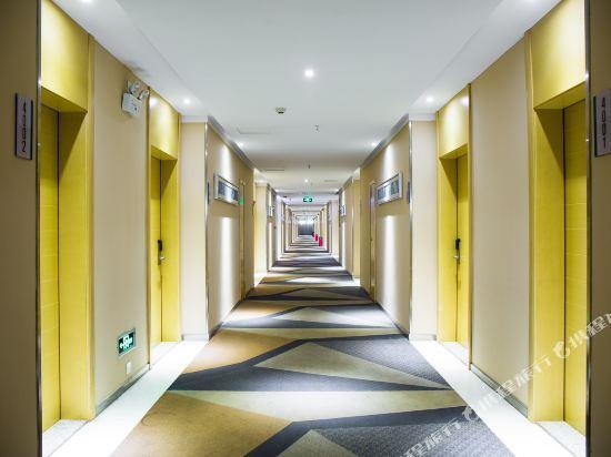 City Convenience Inn Jingmen Railway Station — фото 1