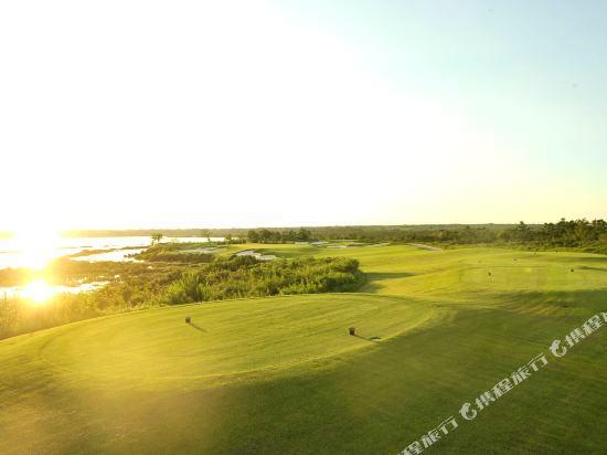 Yangpu Ancient Saltern Golf Resort Hotel — фото 1