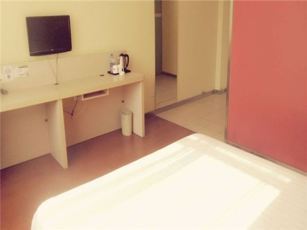 Шанхай: Orange Hotel(Shanghai Hongqiao Hub National Exhibition Center Store Qixing Road)