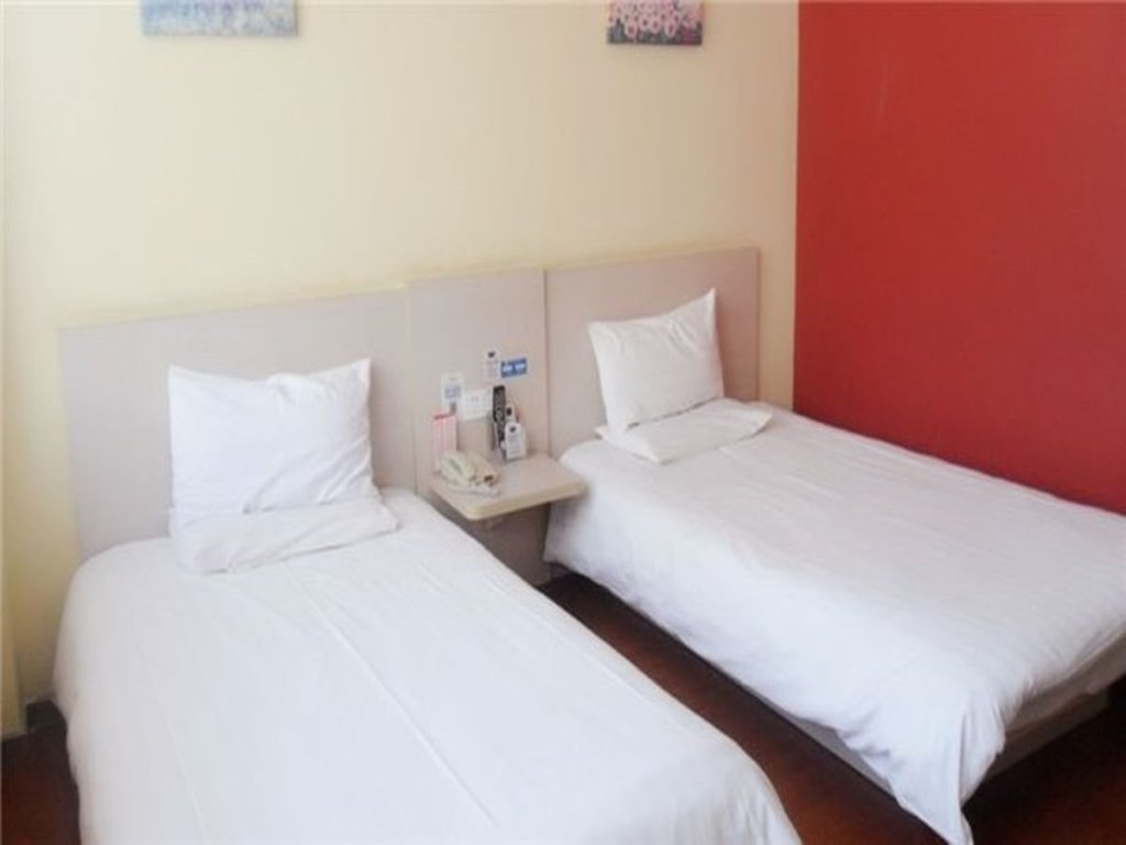 Шанхай: Orange Hotel(Shanghai Hongqiao Hub National Exhibition Center Store Qixing Road)