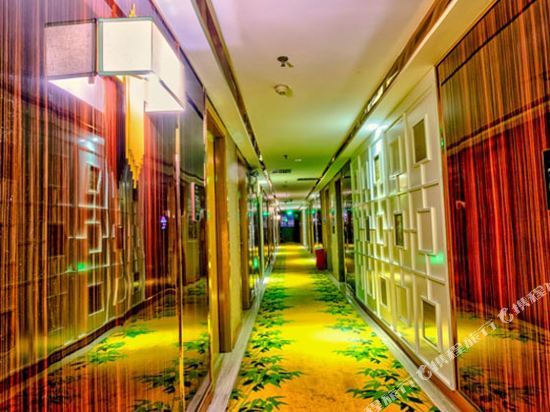 Jiayue Hotel (Guangxi University Metro Station) — фото 1
