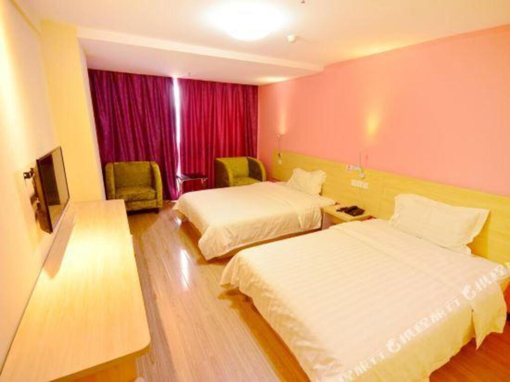 Ухань: Changfu Business Hotel（Wuhan Canglong Island East Street Metro Station）