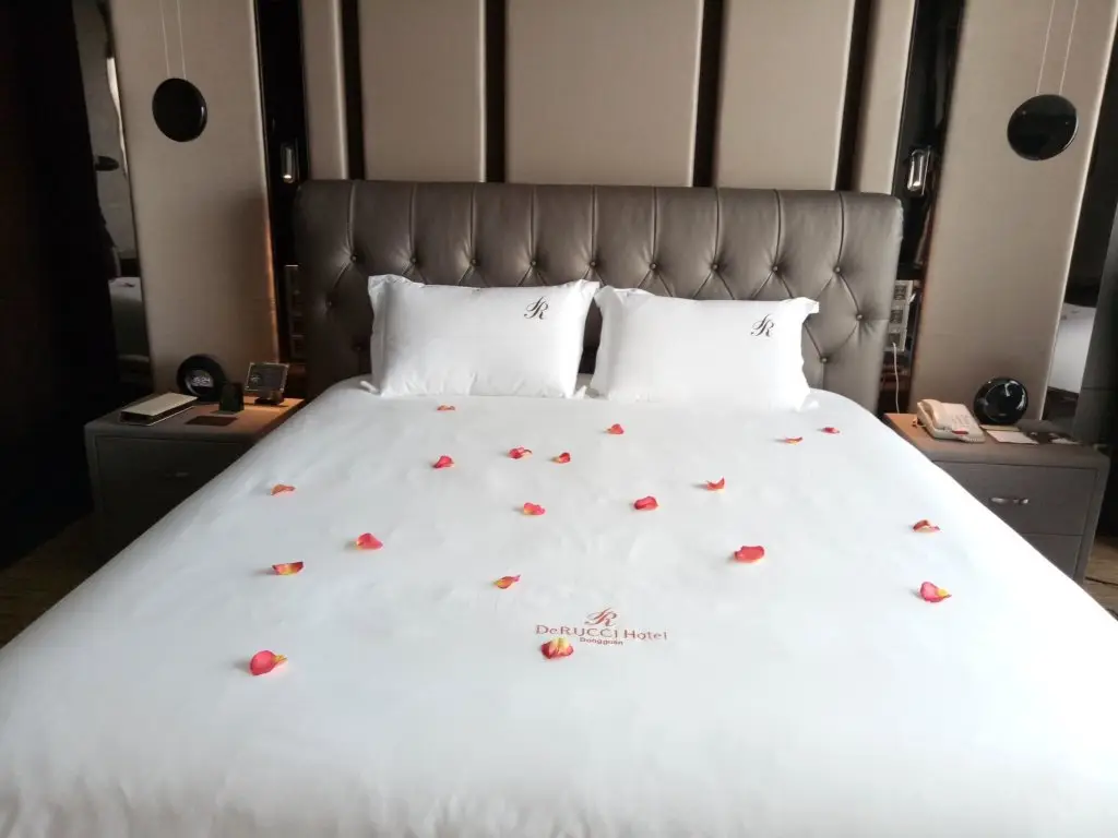 Дунгуань: DeRUCCI Hotel